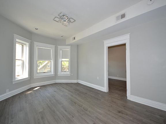 2nd image of 3257 S Emerald Ave #2