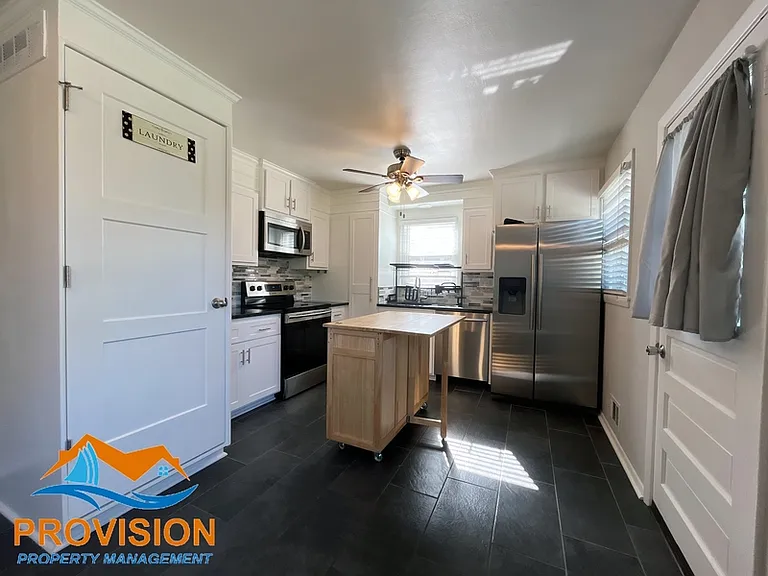 8436 Bay Dr — Photo 6