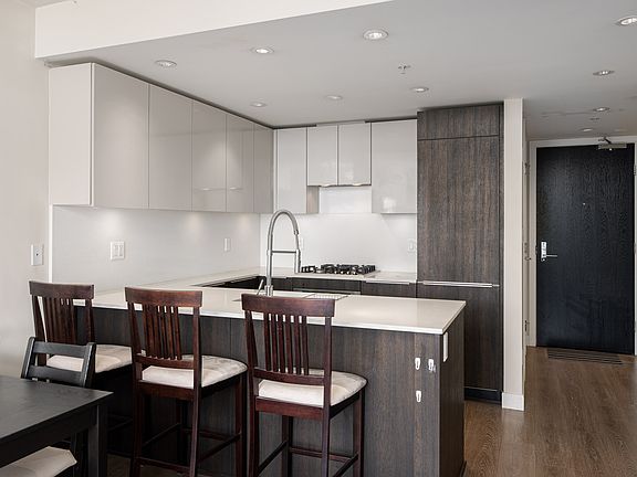 5th image of 1588 Hastings St E #415