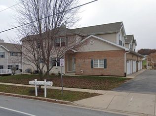 3827 Maple Grv, Madison, WI 53719