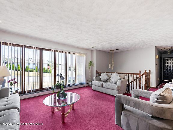 3rd image of 399 Lillibridge St