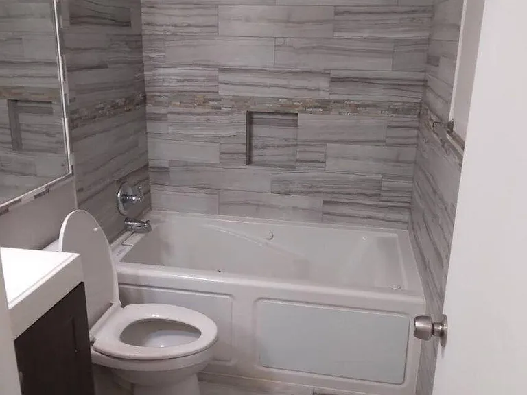 71 Easthampton C #C — Photo 5