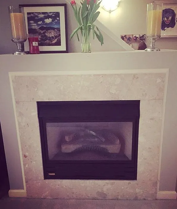 Gas fireplace with marble surround