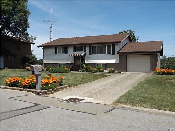 2nd image of 131 Eastwood Dr