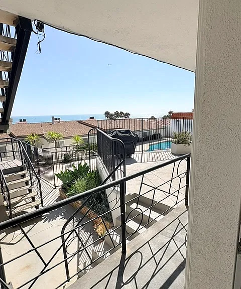 520 Avenida Victoria #7 — Photo 9