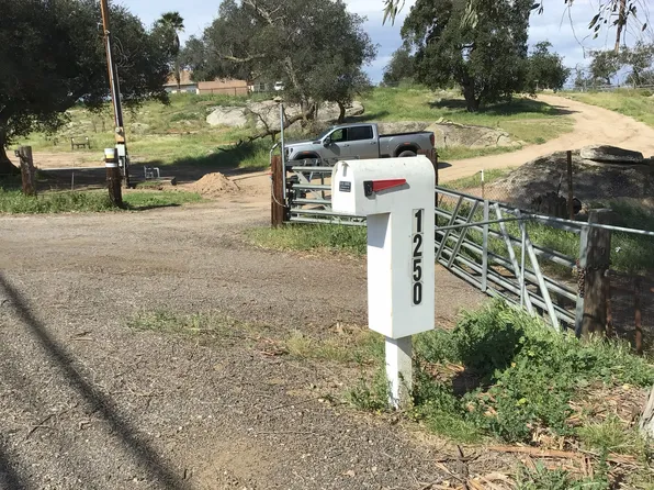1250 E Old Julian Hwy, Ramona, CA 92065