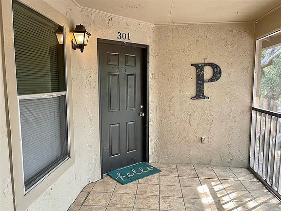 2nd image of 956 Salt Pond Pl Unit 301