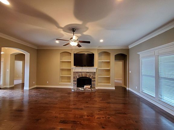 3rd image of 2355 Tallgrass Cir
