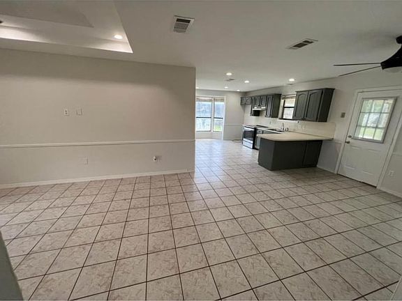 5th image of 42223 Shadow Creek Ave