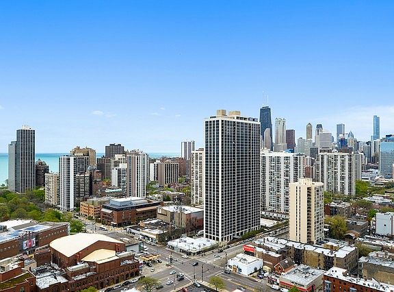 5th image of 1636 N Wells St APT 2515