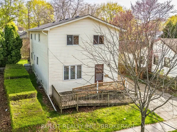 162 Dufferin St E, Saint Catharines, ON L2R 2A5