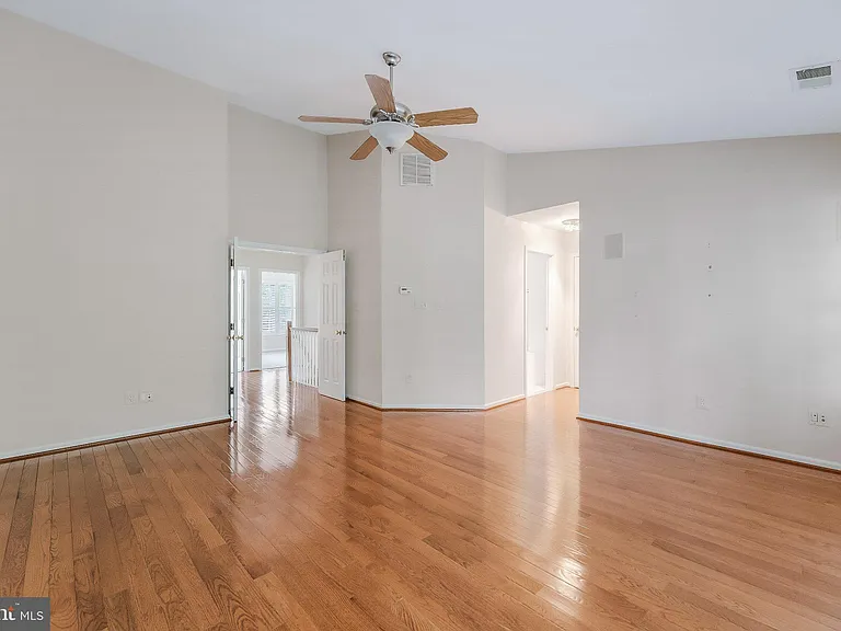 11485 Waterhaven Ct — Photo 46