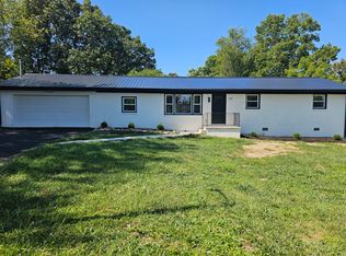 65 Sharon Dr, Crossville, TN 38555