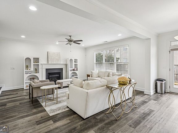 2nd image of 2118 Garrison Way NW