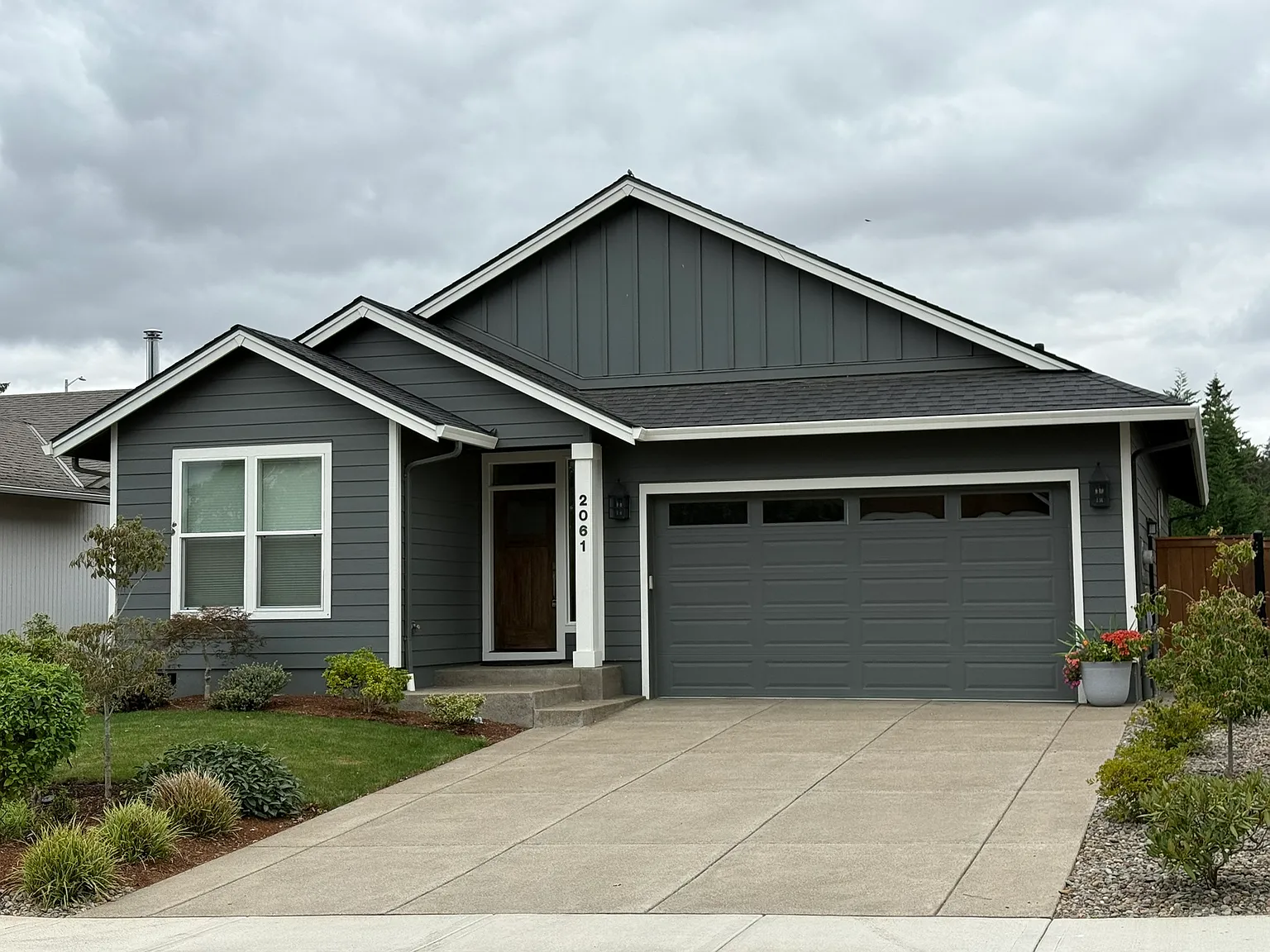 3 bed, 1479 sqft, $2,700 — Photo 1