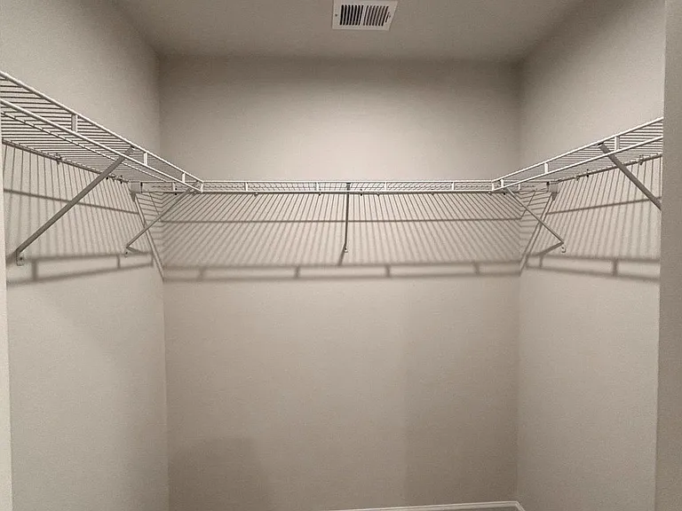 57 Sebago Pl — Photo 10
