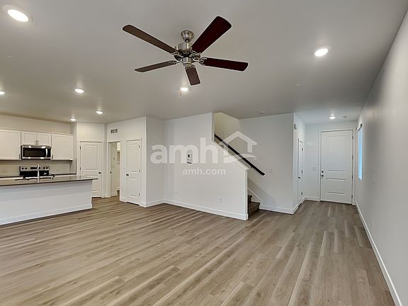 5th image of 8633 49th Pl NE