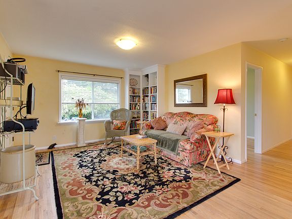 5th image of 1765 Lunsford Ave