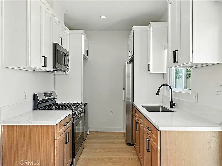 13452 S Jetmore Ave — Photo 4