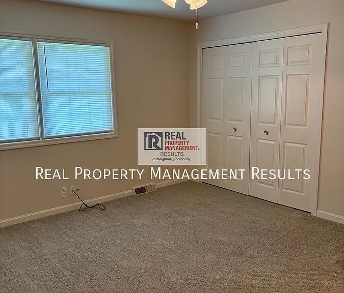 7577 Nottingham Dr — Photo 16