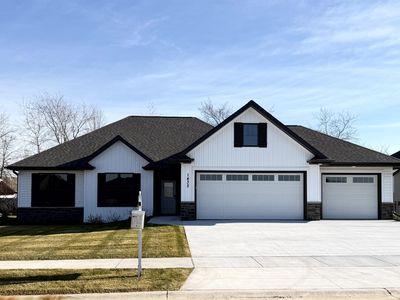1432 Crossroads Dr, De Pere, WI, 54115
