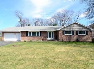 15 Brookside Rd, Binghamton, NY 13903