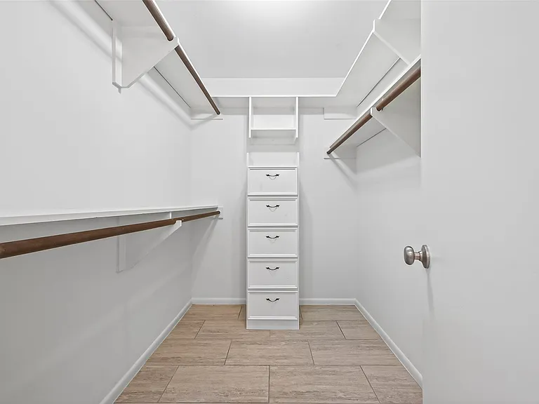 5218 Palmetto St — Photo 44