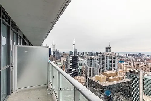 7 Grenville St #5401 Photo 1