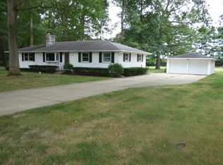 16590 Arthur St, Granger, IN 46530