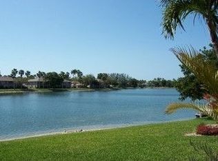 6574 Ilex Cir, Naples, FL 34109