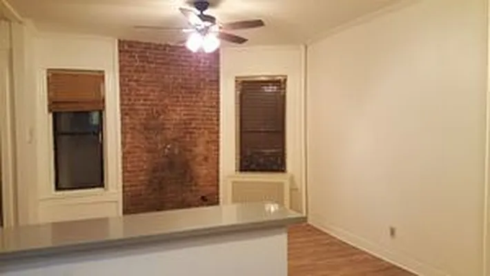 Rented by NY Home Owner Inc | media 8
