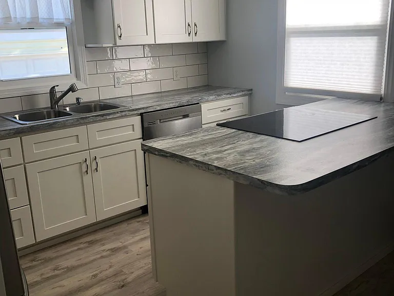 1107 Grant Ave — Photo 7