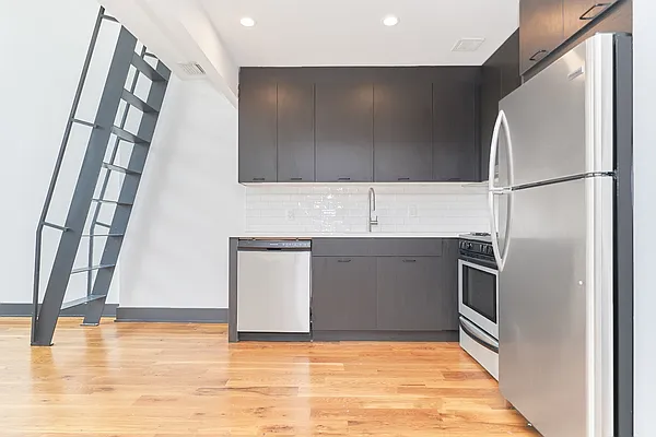 Rented by Living New York | media 10