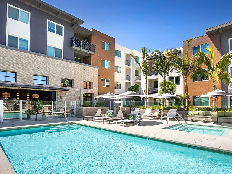 Alexan Noho West — Photo 7