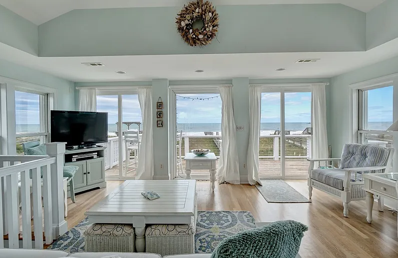 4 bed, 1755 sqft, $4,000 — Photo 4