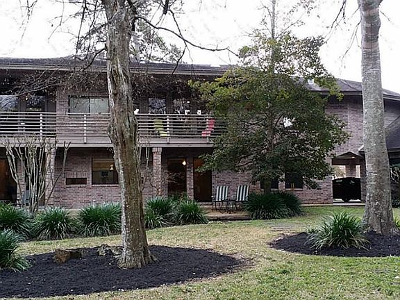 2nd image of 1530 Scenic Shore Dr