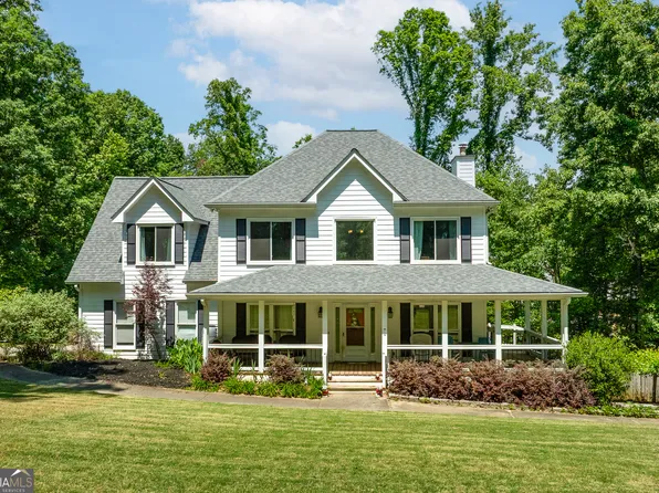 5910 Nachoochee Trl, Flowery Branch, GA 30542