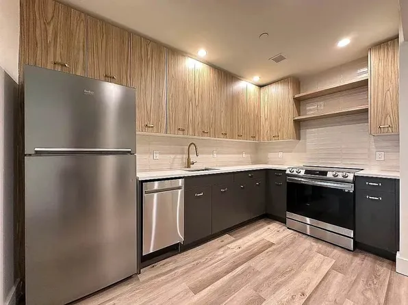 3333 Giles Pl APT 405, Bronx, NY 10463