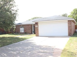 2607 Itasca St, Plainview, TX 79072