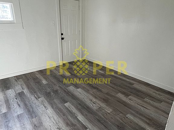 4th image of 4530 Queens Ave