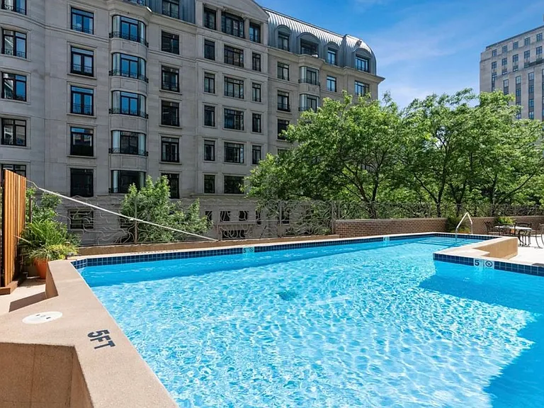 1313 N Ritchie Ct #2106 — Photo 21