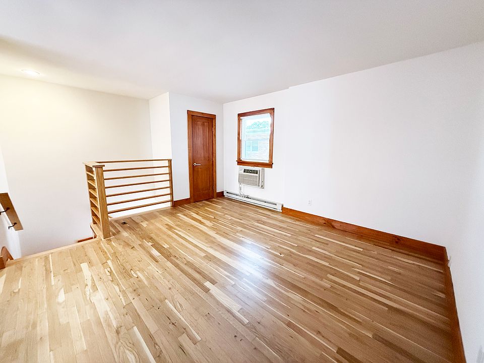 1st image of 72 E Main St APT 8