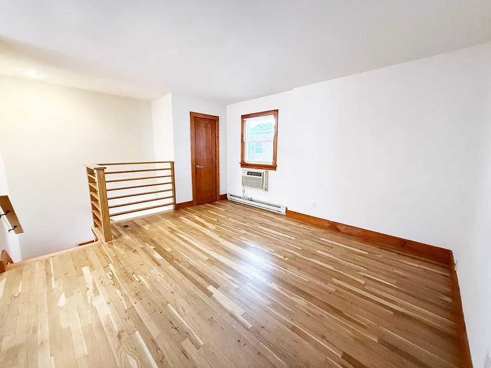 72 E Main St #8