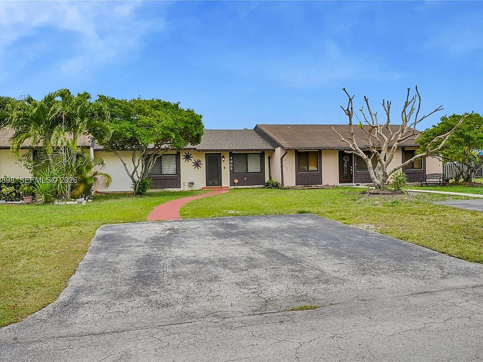 1st image of 4909 SW 135th Ct