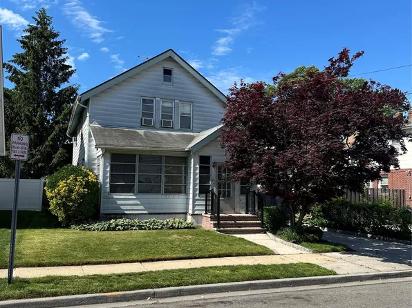 78 E Lincoln Avenue, Valley Stream, NY 11580