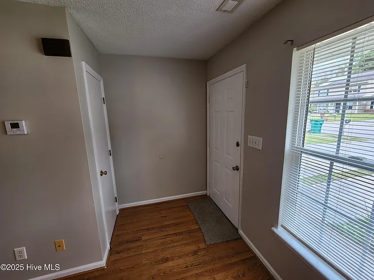 2251 Brandymill Ln — Photo 2