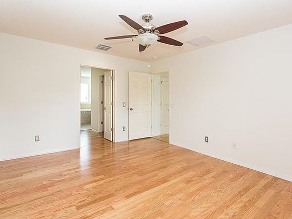 5th image of 5813 Lilac Lake Dr