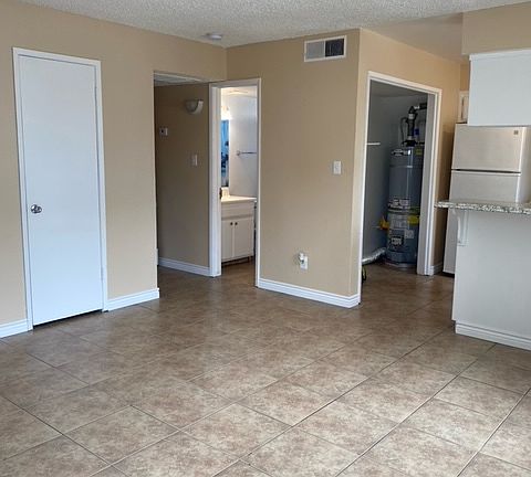 2nd image of 804 Pershing St #D