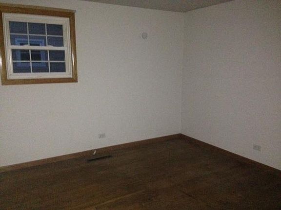 5th image of 14712 Menard Ave
