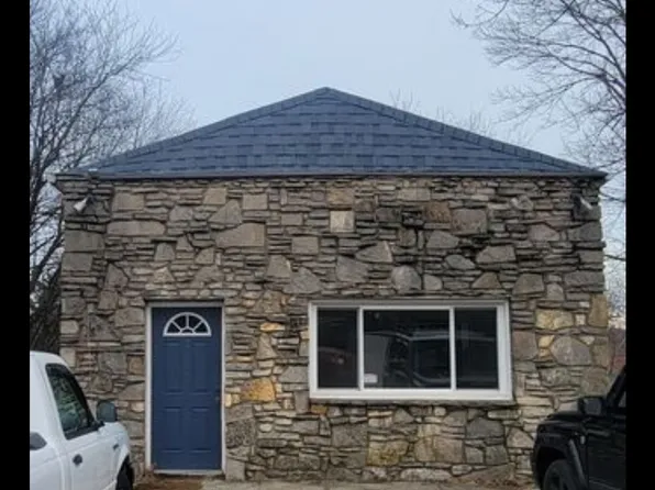 923 S Rogers St APT 4, Bloomington, IN 47403